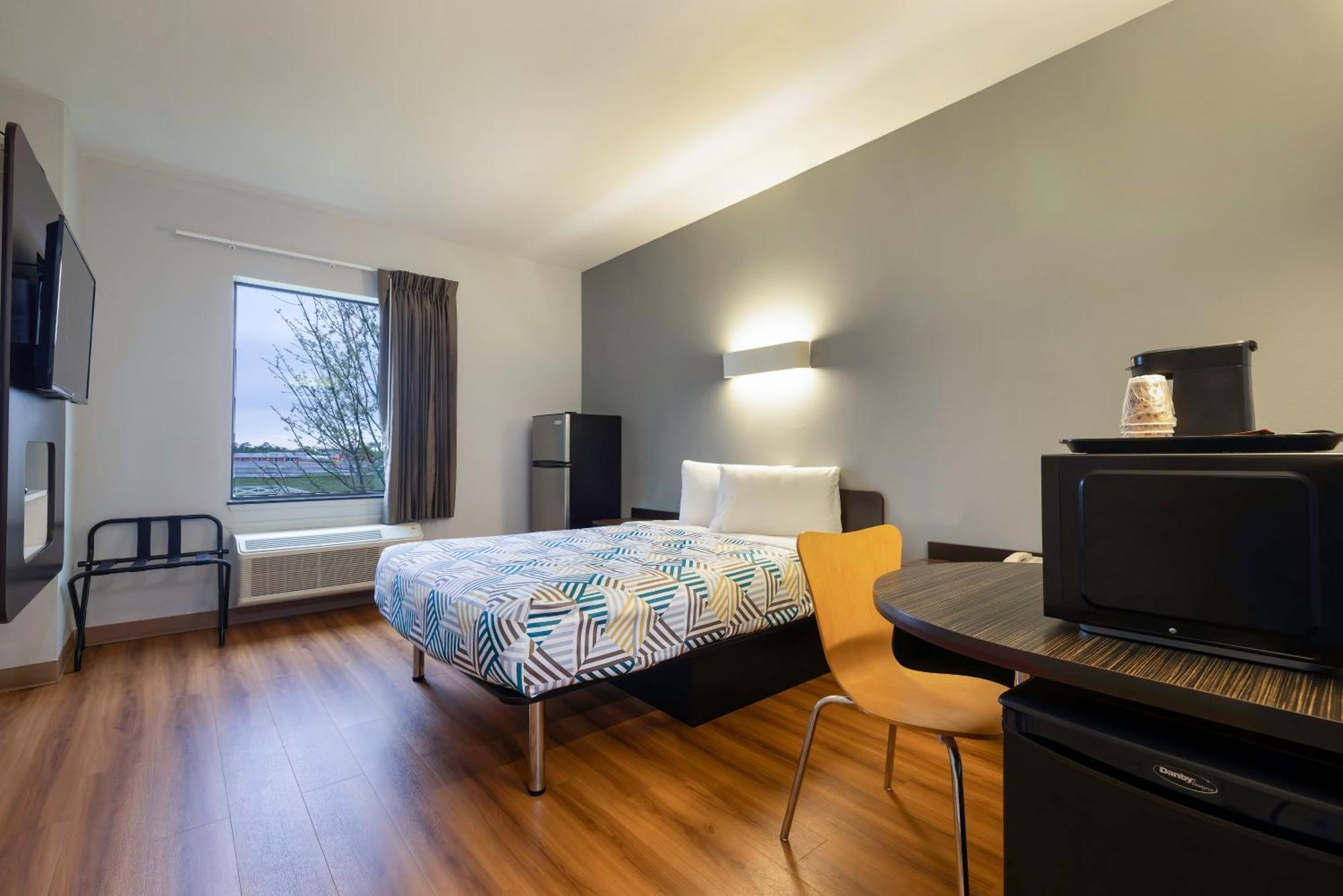 Studio 6 Suites Texas City, Tx I 45 South Техас Сити Экстерьер фото