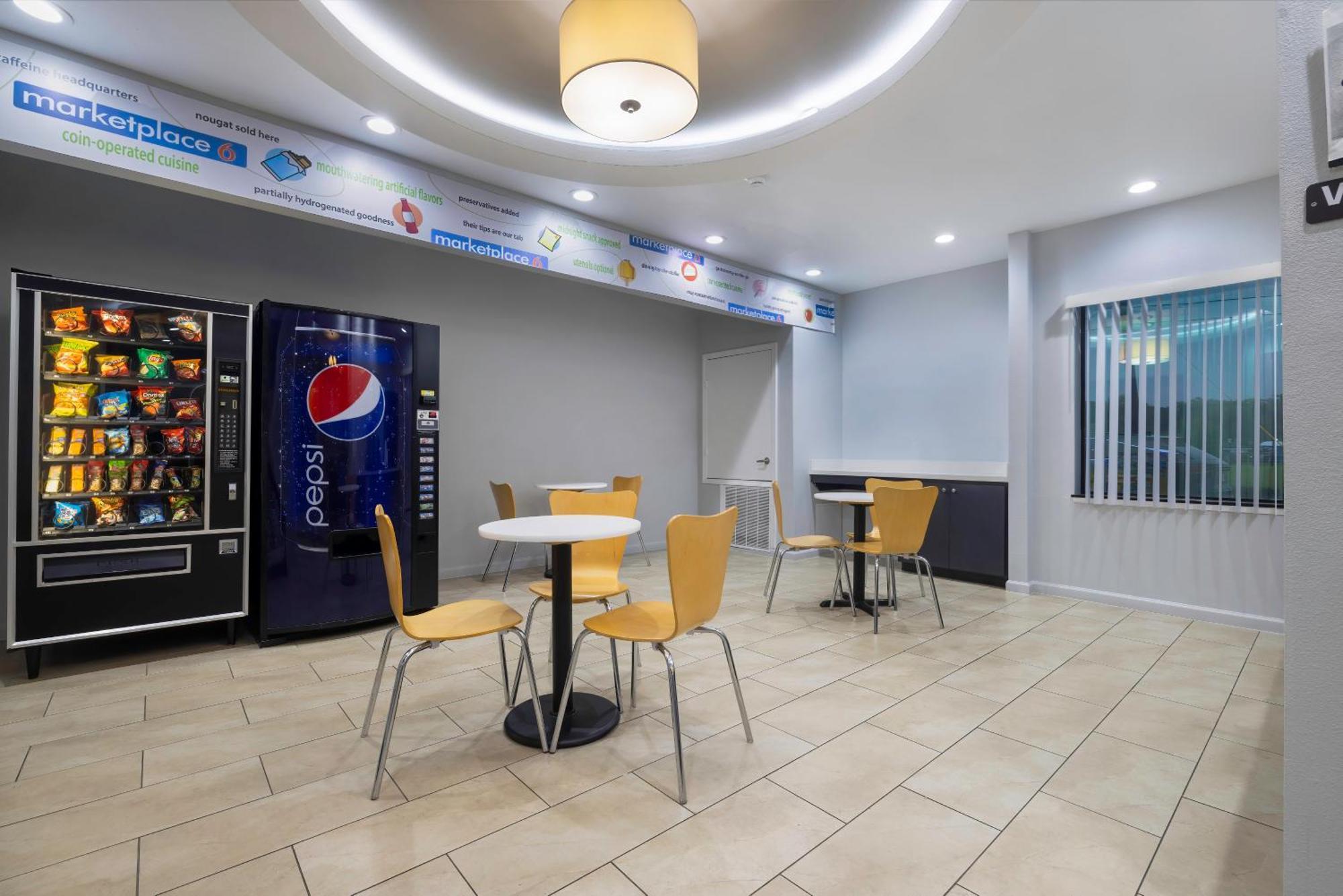 Studio 6 Suites Texas City, Tx I 45 South Техас Сити Экстерьер фото